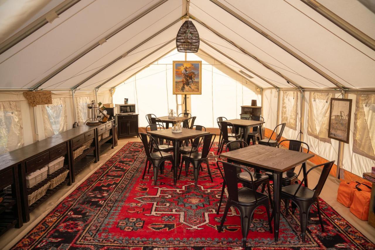 Dreamcatcher Tipi Hotel Gardiner Zewnętrze zdjęcie