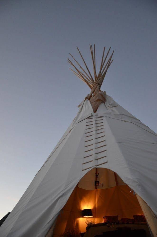 Dreamcatcher Tipi Hotel Gardiner Zewnętrze zdjęcie